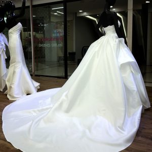 Minimal Bridal Style