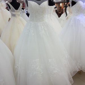 Wedding Dress Bangkok Thailand ชุดเจ้าสาวราคาถูก