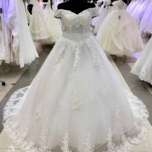 ชุดแต่งงานไซส์ใหญ่ Bridal Gown Bangkok Thailand