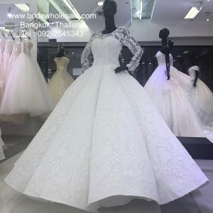ชุดแต่งงานขายส่ง ชุดเจ้าสาวราคาถูก Bridal Factory Bangkok Thailand