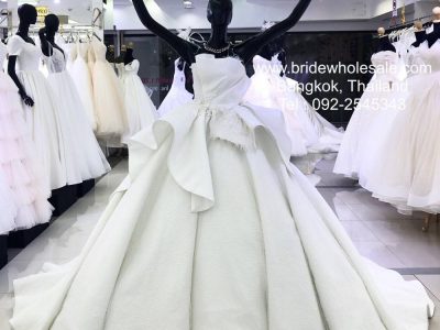 โรงงานชุดแต่งงานขายส่ง ร้านชุดเจ้าสาวขายปลีก  Wedding Dress Bangkok Thailand