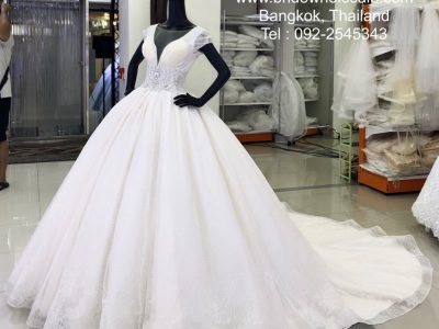 ชุดแต่งงานทรงซูเปอร์บอลกาวน์ ชุดเจ้าสาวหางลาก Superball Gown Wedding Dress Bangkok Thailand