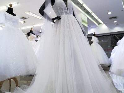 ชุดแต่งงานแบบเรียบๆ ชุดเจ้าสาวทรงเอ Bridal Shop Bangkok Thailand