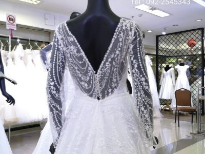 ชุดเจ้าสาวทรงเอไม่พอง ชุดแต่งงานไม่มีสุ่มไม่ใหญ่ Wedding Dress Shop in Bangkok Thailand