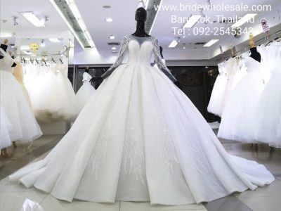 ชุดแต่งงานหางยาวอลังการ ชุดเจ้าสาวทรงเจ้าหญิง Wedding Gown Bangkok Thailand