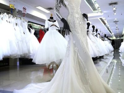 ชุดเจ้าสาวทรงเมอเมดเจ้ารูป ร้านขายชุดแต่งงานทรงหางปลายาว Bridal Shop Bangkok Thailand