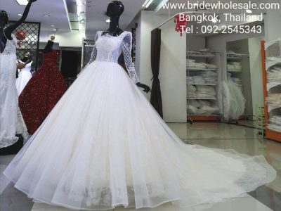 ชุดเจ้าสาวหางยาวอลังการ ชุดแต่งงานทรงเจ้าหญิง Thailand Wedding Shop