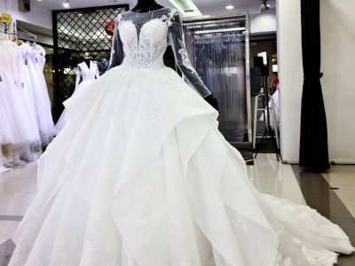 ร้านขายชุดแต่งงานราคาถูก ชุดเจ้าสาวขายถูก  Bridal Dress Bangkok Thailand