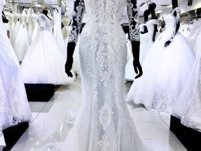 ชุดแต่งงานเข้ารูปไม่พอง ชุดเจ้าสาวหางปลาเรียบๆ Wedding Dress Bangkok Thailand