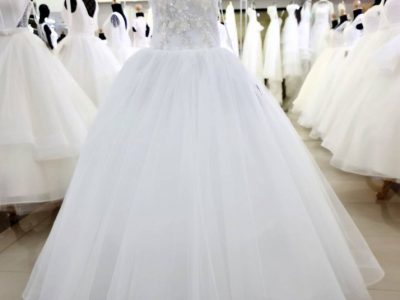 ร้านขายชุดแต่งงานราคาถูก ชุดเจ้าสาวขายไม่แพง Bangkok Bridal Dress