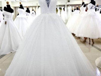 ชุดแต่งงานราคาถูก ร้านขายชุดเจ้าสาวขายถูก Bangkok Wedding Dress