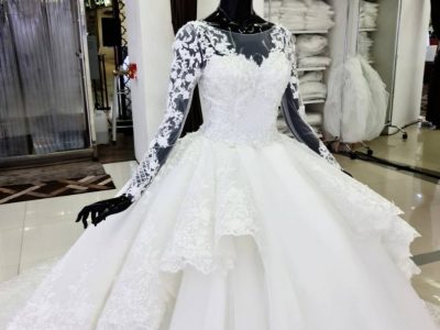 ชุดเจ้าสาวอลังการสวยๆ ขุดแต่งงานราคาถูก Bridal Dress Bangkok Thailand