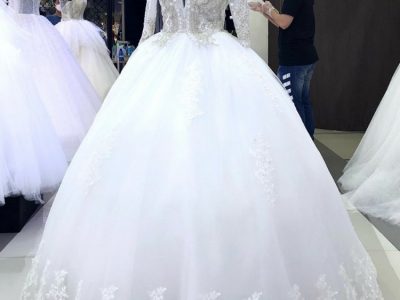 ชุดเจ้าสาวราคาถูก ชุดแต่งงานขายถูก Wedding Dress Bangkok Thailand