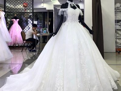 ซื้อชุดเจ้าสาวราคาถูก ขายชุดแต่งงานไม่แพง Wedding Shop Bangkok Thailand