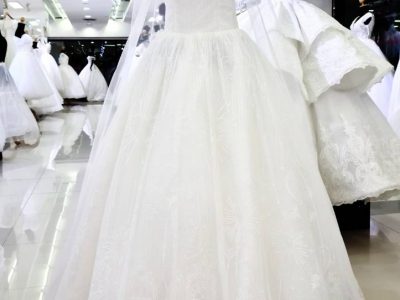 ซื้อชุดแต่งงานราคาถูก ขายชุดเจ้าสาวราคาถูก Bridal Dress Bangkok Thailand