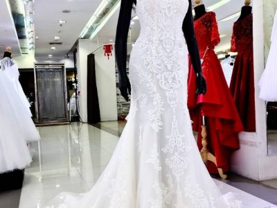 ชุดเจ้าสาวเข้ารูปหางปลา ชุดแต่งงานทรงเมอเมดไม่พอง Bridal Shop Bangkok Thailand