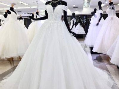 ชุดเจ้าสาวไม่แพง ชุดแต่งงานราคาถูก Bridal Shop Bangkok Thailand