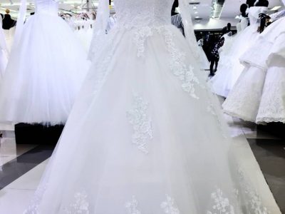 ชุดเจ้าสาวราคาถูก ชุดแต่งงานขายถูก Bridal Dress Bangkok Thailand