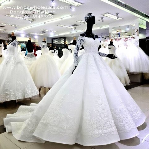 ชุดเจ้าสาวอลังการ ร้านชุดแต่งงาน Bridal Shop Bangkok Thailand