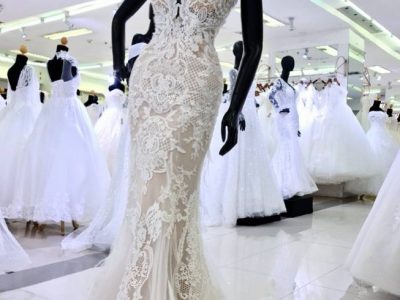 ชุดเจ้าสาวสวยๆ ชุดแต่งงานเข้ารูปหางปลา  Bridal Gown Bangkok Thailand