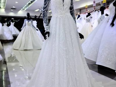 ชุดเจ้าสาวทรงเอ ชุดแต่งงานไม่พอง Bridal Shop Bangkok Thailand