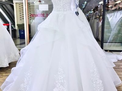 ขายชุดแต่งงานราคาถูก ร้านขายชุดเจ้าสาวราคาไม่แพง Bridal Factory Bangkok Thailand