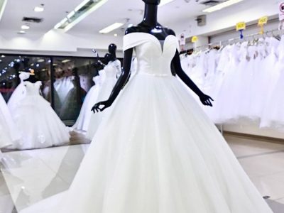 ชุดเจ้าสาวมินิมอล ชุดแต่งงานมินิมอล Bridal Factory Bangkok Thailand