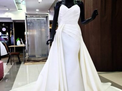 ชุดแต่งงานมินิมอล ชุดเจ้าสาวมินิมอล Bridal Factory Bangkok Thailand