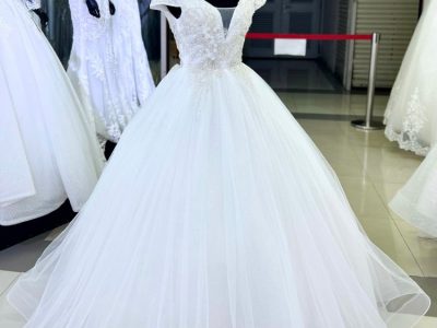 ร้านขายชุดแต่งงาน ซื้อชุดเจ้าสาว Bridal Gown Bangkok Thailand