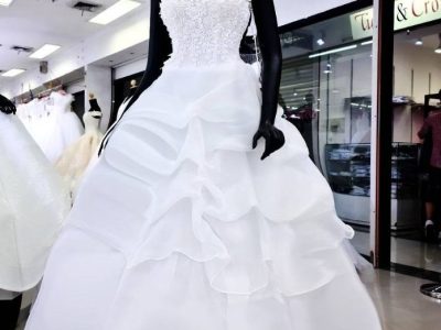 ชุดแต่งงานราคา 1,200 บาท ชุดเจ้าสาวขาย 1,200 บาท Cheap Bridal Dress Bangkok Thailand