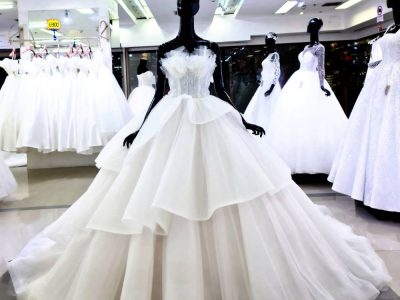 THAILAND BRIDAL SHOP FOR WHOLESALE ชุดเจ้าสาวิลังการ ชุดแต่งงานเจ้าหญิงหางยาว