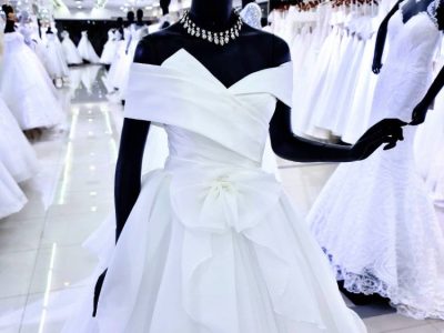 ชุดเจ้าสาวราคาถูก ซื้อชุดแต่งงานราคาไม่แพง Thailand Bridal Shop For Wholesale