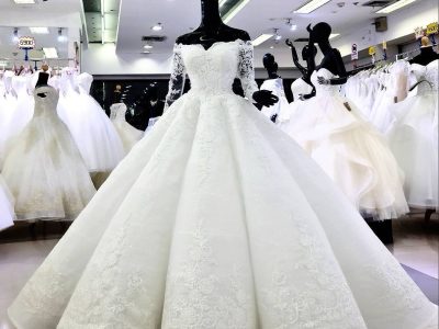 ชุดเจ้าสาวรุ่นใหม่ ชุดแต่งงาน 2022 Wedding Store Bangkok Thailand