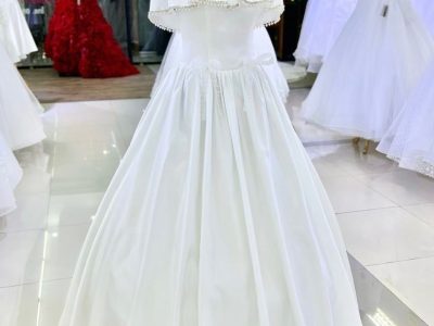 ชุดเจ้าสาวมินิมอล ชุดแต่งงานมินิมอล Thailand Bridal Shop Bangkok