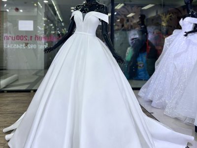 ชุดเจ้าสาวสวยๆ ขุดแต่งงานราคาถูก Bride Store Bangkok Thailand