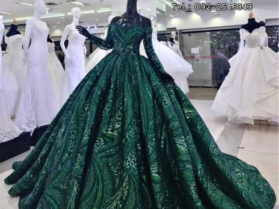 ชุดถ่ายพรีเว็ดดิ้ง ชุดกีฬาสี Wedding Dress Bridal Gown Bangkok Thailand
