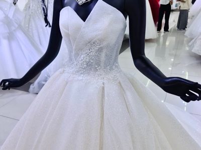 BRIDAL STORE&FACTORY BANGKOK THAILAND ชุดเจ้าสาวแบบใหม่ ร้านขายชุดแต่งงาน