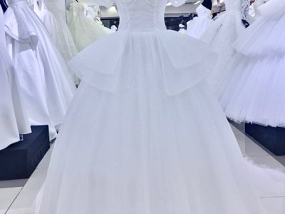 ชุดแต่งงานราคาถูก  ชุดแต่งงานราคาถูก Bridal Dress Bangkok Thailand