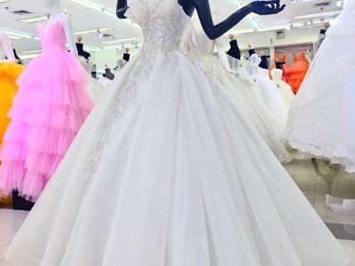 BRIDE STORE BANGKOK THAILAND ชุดเจ้าสาวแบบใหม่ ร้านขายชุดแต่งงาน