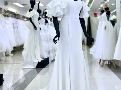 ร้านขายชุดเจ้าสาวมินิมอล ร้านซื้อชุดแต่งงานราคาไม่แพง Bangkok Bridal Factory Thailand