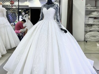 ชุดเจ้าสาวแบบใหม่ ชุดแต่งงานแบบล่าสุด Bangkok Bridal Factory Thailand