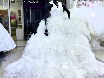 ชุดเจ้าสวยใหม่ล่าสุด ชุดแต่งงานสวยอลังการ Bridal Factory Bangkok Thailand